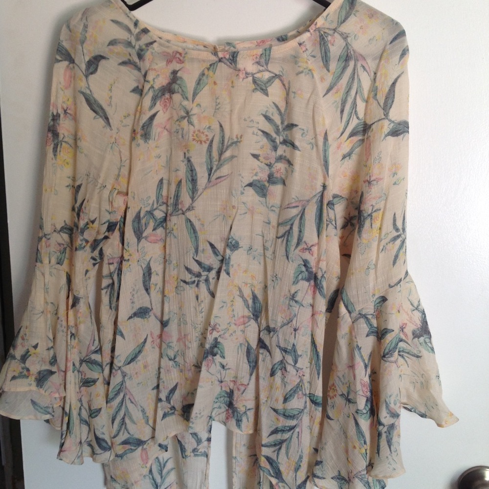 LC Lauren Conrad Top Size L
